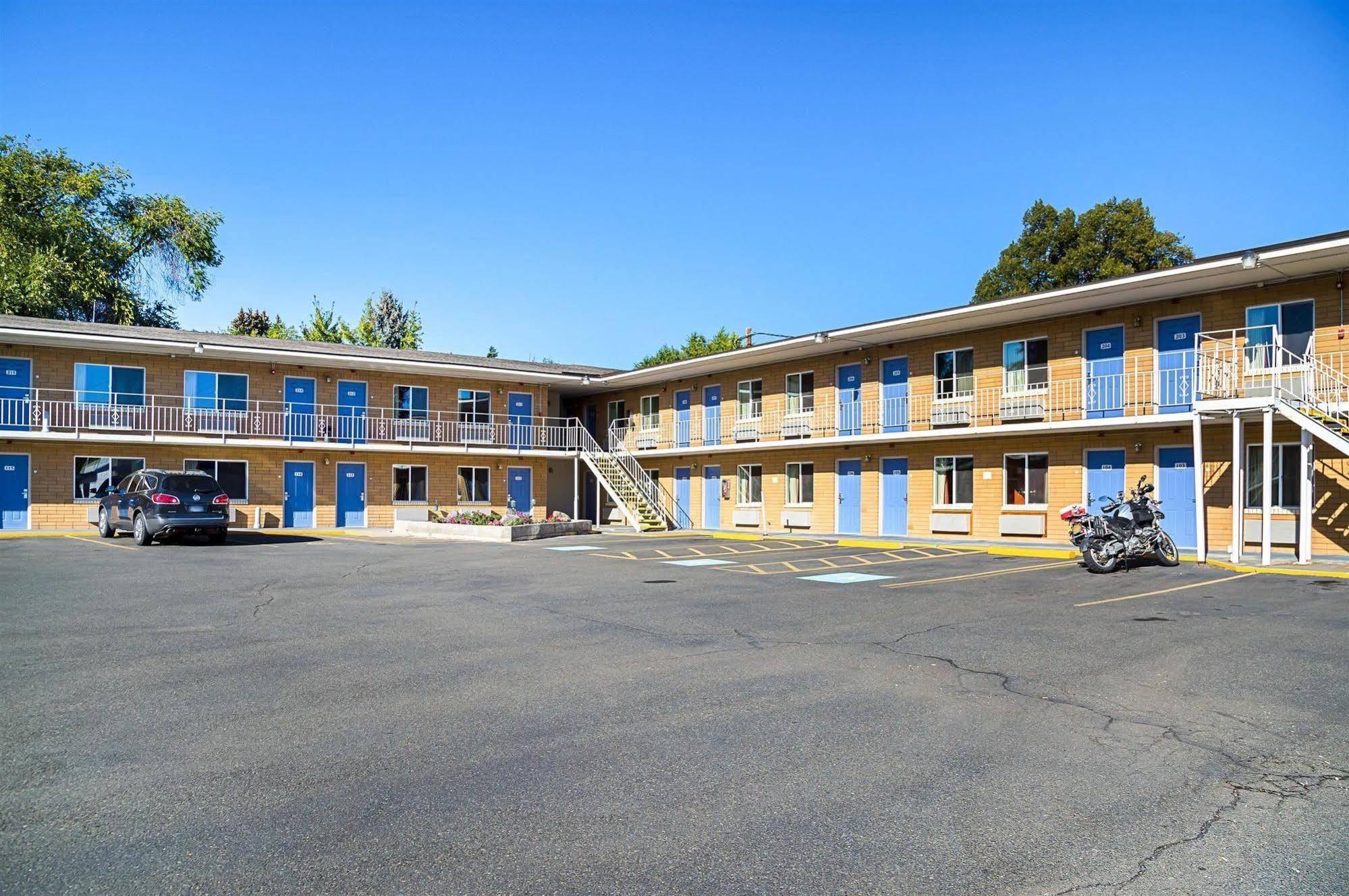 Guest House Ellensburg Bagian luar foto