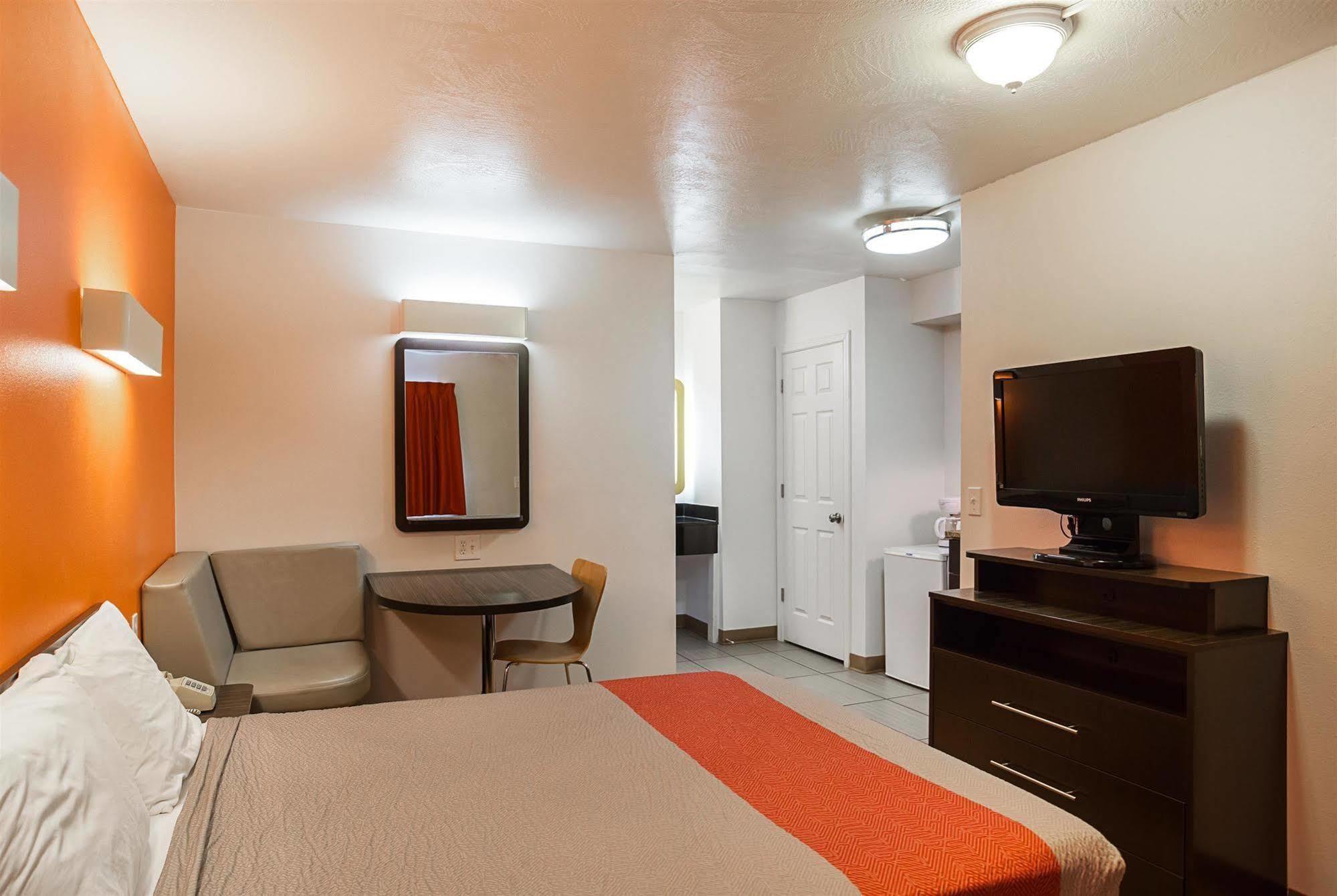 Guest House Ellensburg Bagian luar foto
